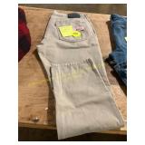 Levi 514 s Size 36x32 Khaki s