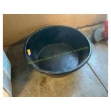 Little giant rubber feed pan