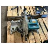 Makita 12 in miter saw