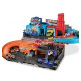 Hot Wheels Ultra Hots Sto & Go Trackset