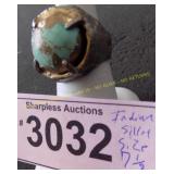 vintage Silver native American Indian ring .