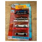 Auto World DELUXE 4-PACK