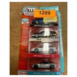 Auto World DELUXE 4-PACK