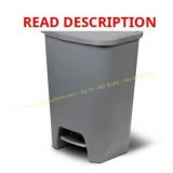 GLAD Trash Can with Lid, 20 Gal. Gray (Damaged)