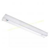 Maxxima 24 in. White LED Undercabinet Light 5CCT