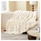Berkshire Bubble Faux Fur Throw, 60"   70