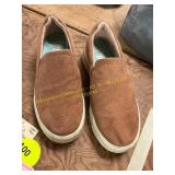 Dr. Scholl s Happiness Sneakers Size 6.5