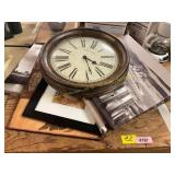 Clock, Canvases, Pictures