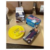 American Trivia Game, Frisbees, Misc