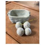 Isabel Bloom Basket + 4ct Eggs