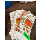 10Ct Assorted Kitchen Towels