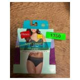 Hanes Lace Bikinis Sm 2pk