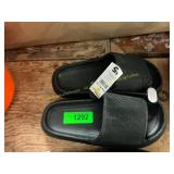 Bobbie & Brooks Women s Sandals 7/8