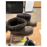 Womens UGG Classic Cuff Boots