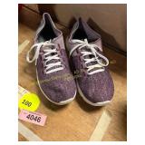 Women s 8D Spenco Kelsey Supportive Sneakers