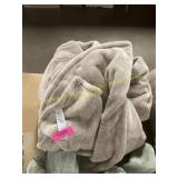 Berkshire extra plush blanket (queen)
