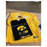 2ct Size M Iowa Hawkeye Graphic T s