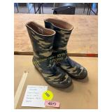 Women s 9 s Sperry Camo Rubber Rain Boots