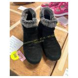 KHOMBU Lindsey Suede All Weather Ankle Boots