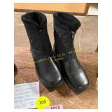Womens Size 9.5 Weatherproof Erica Winter Boots