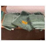 Purely Indulgent Hand Towels & Wash Clothes