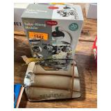 Take Along Mobile, Mirror