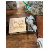 Advice + Wishes Box, Hooks