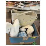 Hand bag, stuffed animals