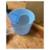 Easter Basket w/ Grass & Dyeing Cups