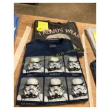 2ct XL Star Wars Graphic T s