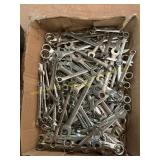 Assorted wrenches