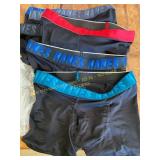 5ct Hanes Boy Boxer Sz S & 4ct Women s Thongs