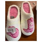 Plush Slippers Sz 7-8