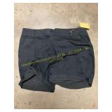 Hybrid & Company Shorts Sz 18