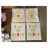 Decor banners, assortment; hanging gathering signs