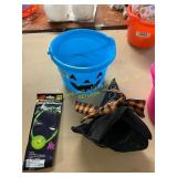 Blue Halloween Pail w/ glow necklace and witch hat