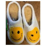 Ladies Plush Slippers Sz 7-8