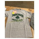 Grey M Mickys Irish Pub NL Graphic T