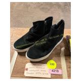 Women s Size 10? Sofft Portland Sneaker Boots