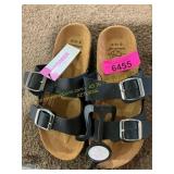 Sandals size s