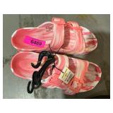 Sandals size m