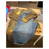 Womens d.jeans size 16+ Kensie Sweater XL?
