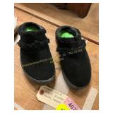 Womens 8 Oofus OO Coozie Mules