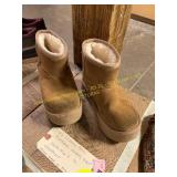 Youth Size 1 UGG Platform Ankle Boots