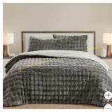 FRYE 3-Piece Q Faux Fur Comforter Set