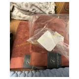 2ct Charisma Bath Towels