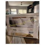 Highland Park 1000 TC Queen Sheet Set