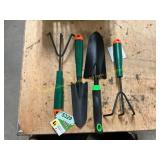 Gardening Kit - Trowels & Flowerpot