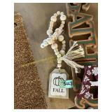 Holiday Gatherings Decor