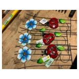 Bug Garden Spikes 3-ct